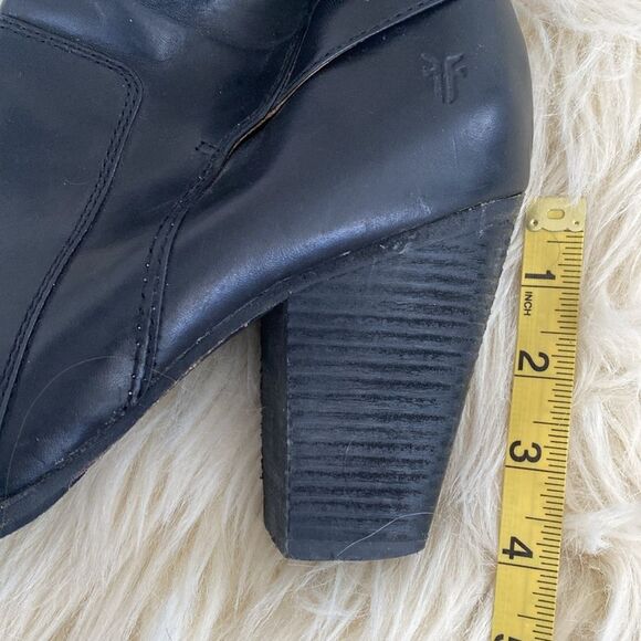 FRYE Black Ankle Buckle Chunky Heels Boots sz 8.5 - Like a New - Picture 14 of 16
